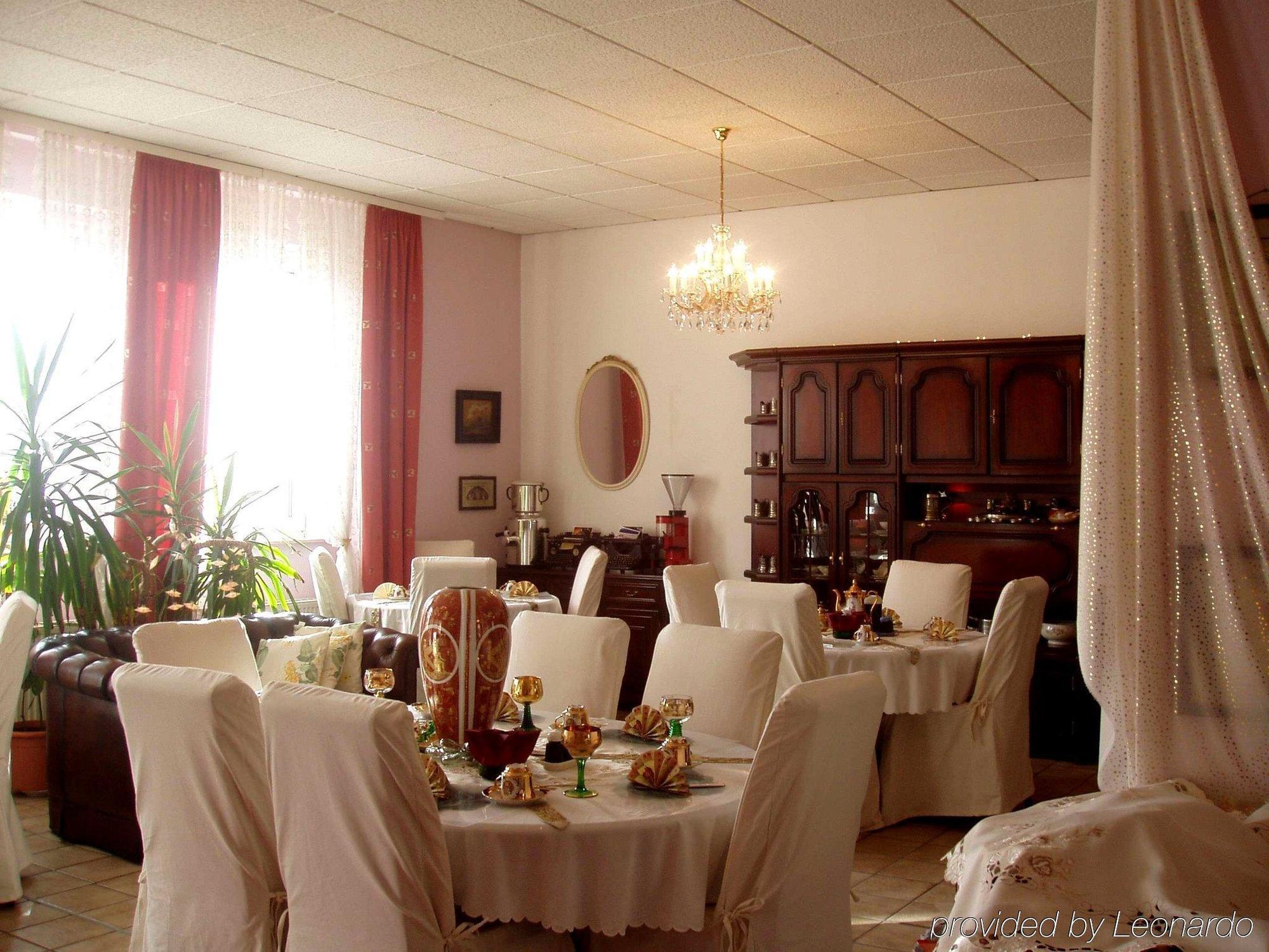 Hotel Attache Raunheim Restaurang bild